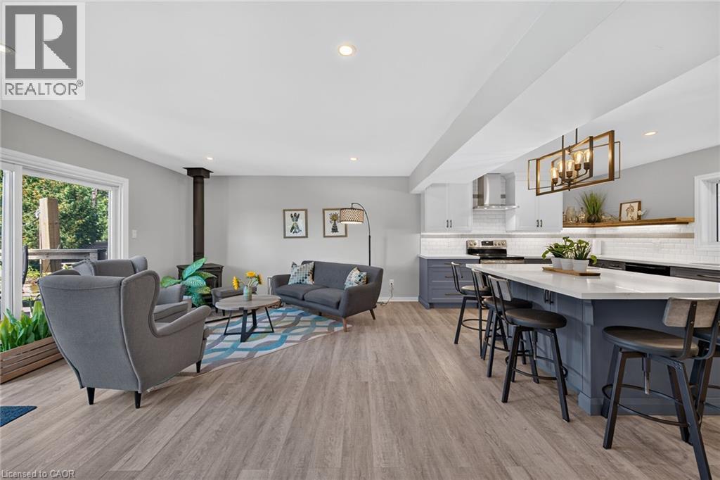 8105 Leeming Road, Mount Hope, ON