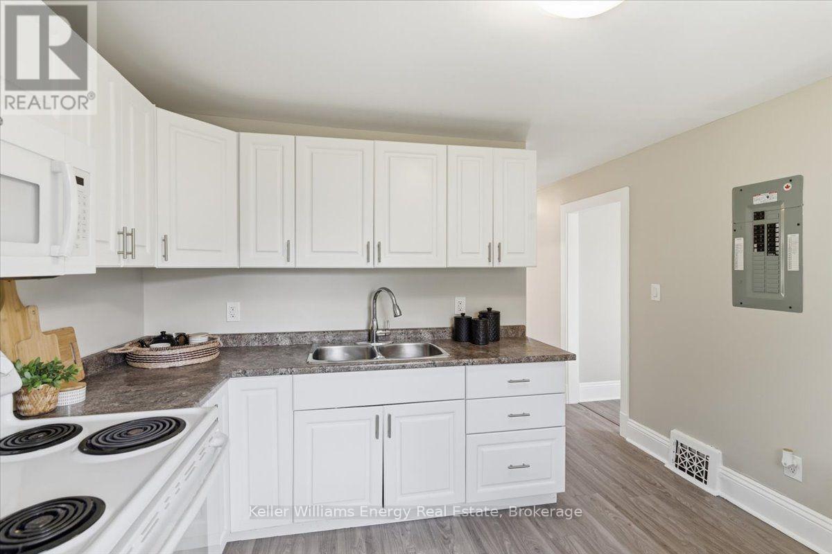 108 Division Street, Oshawa (O'Neill), ON
