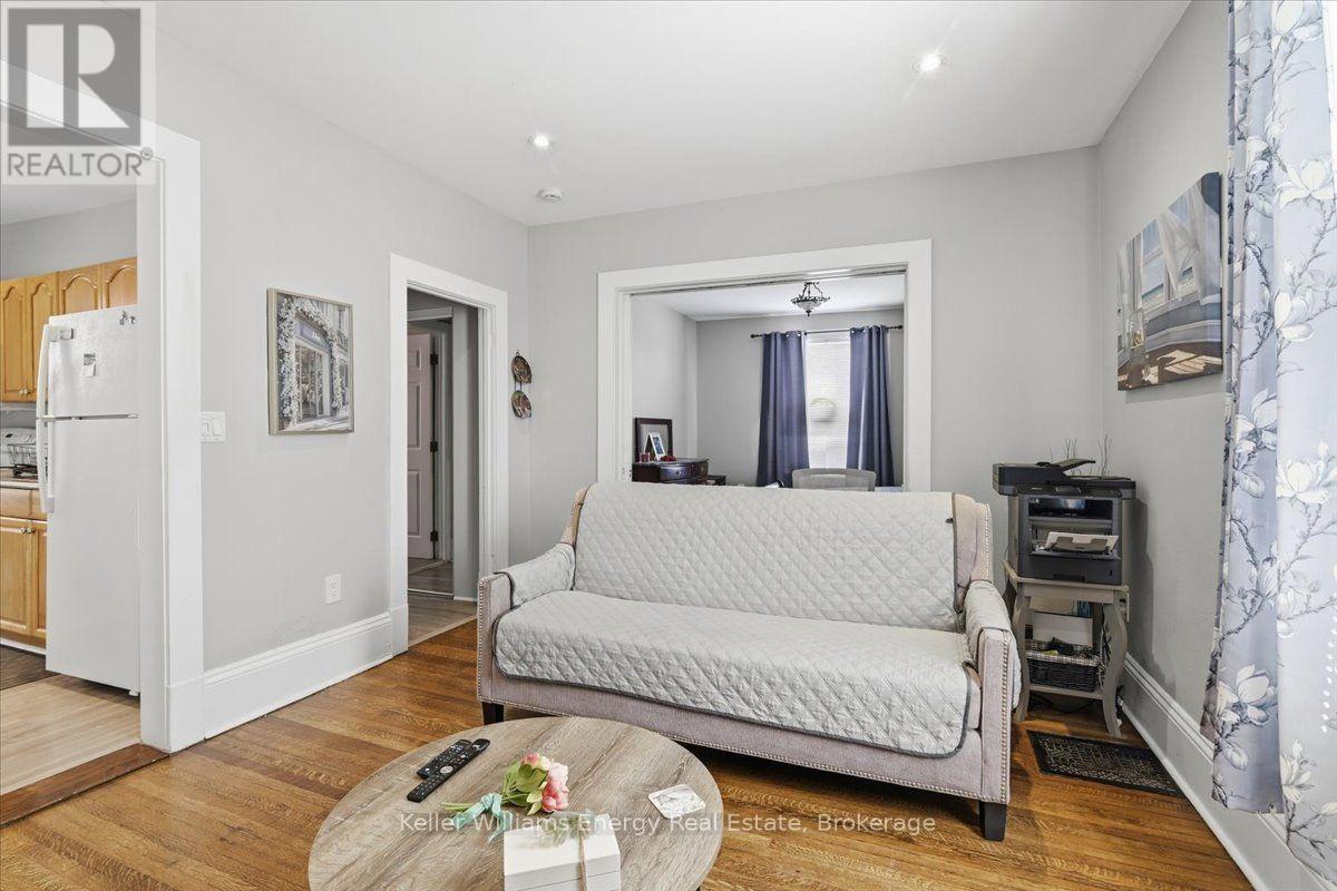 108 Division Street, Oshawa (O'Neill), ON