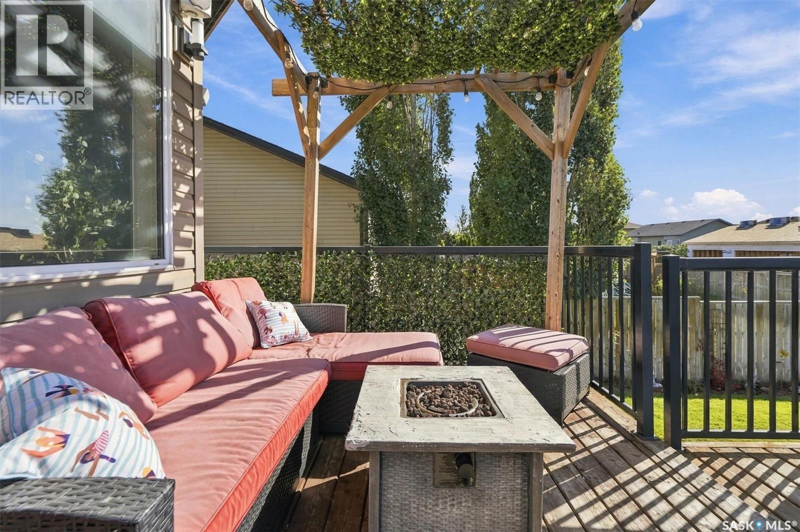 814 Rock Hill Lane, Martensville, SK