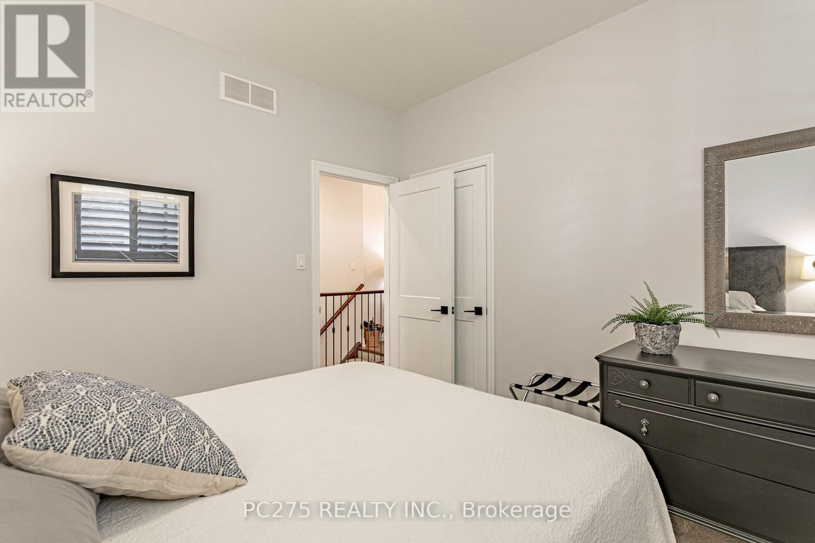 9 Foxborough Place, Thames Centre (Thorndale), ON