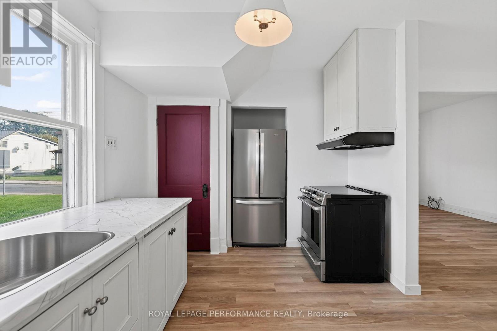 139 Eighth Street W, Cornwall, ON