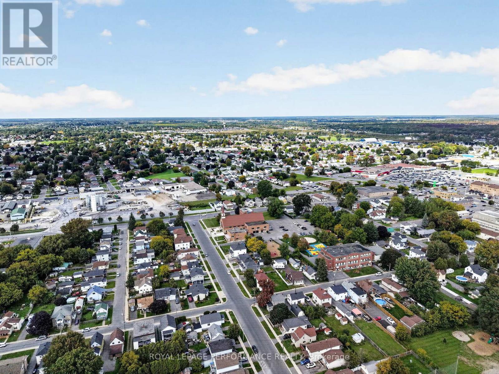 139 Eighth Street W, Cornwall, ON
