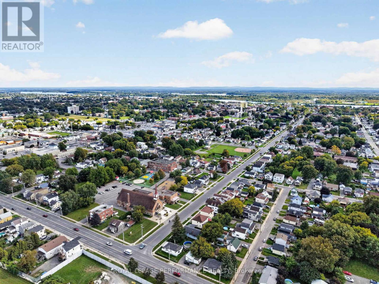 139 Eighth Street W, Cornwall, ON