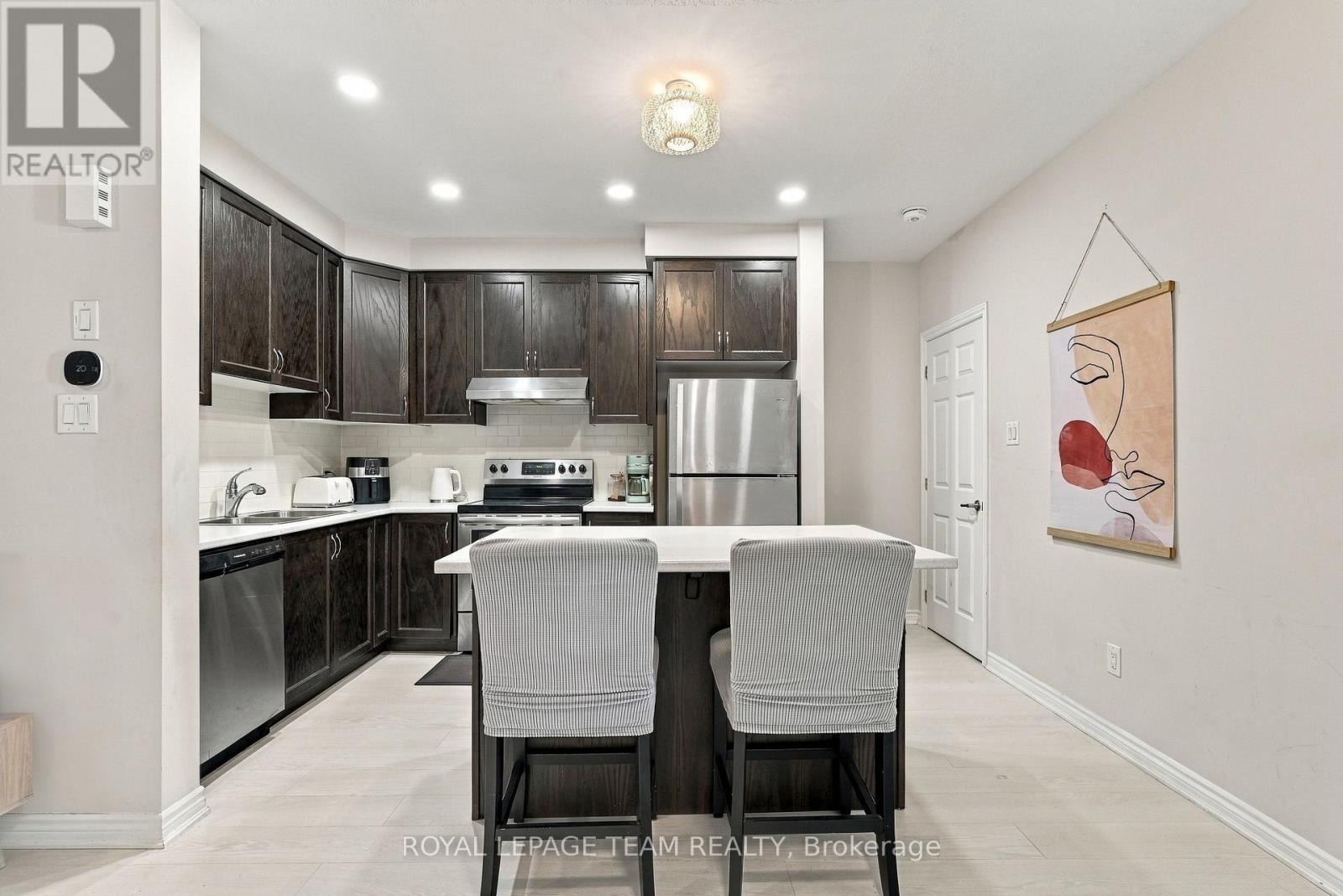 807 Nautilus Private, Ottawa, ON
