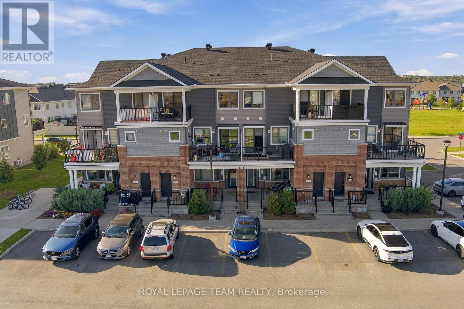 807 Nautilus Private, Ottawa, ON