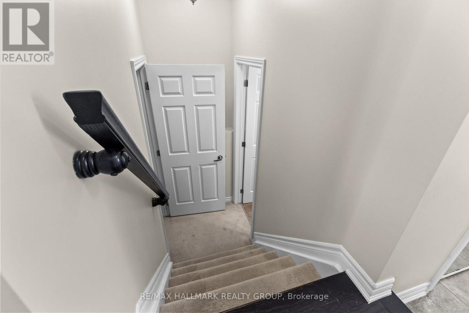 Finished basement hallway - 223 Serra Ridge, Ottawa, ON