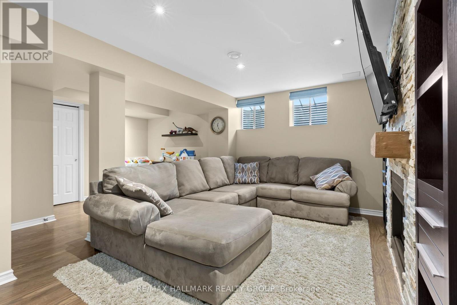 Spacious finished basement family room - 223 Serra Ridge, Ottawa, ON