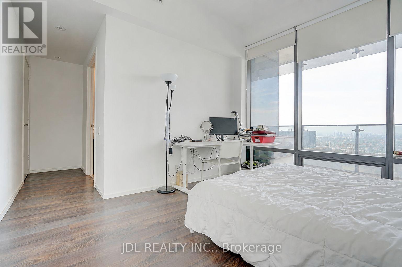 4502 - 5 St Joseph Street, Toronto, ON