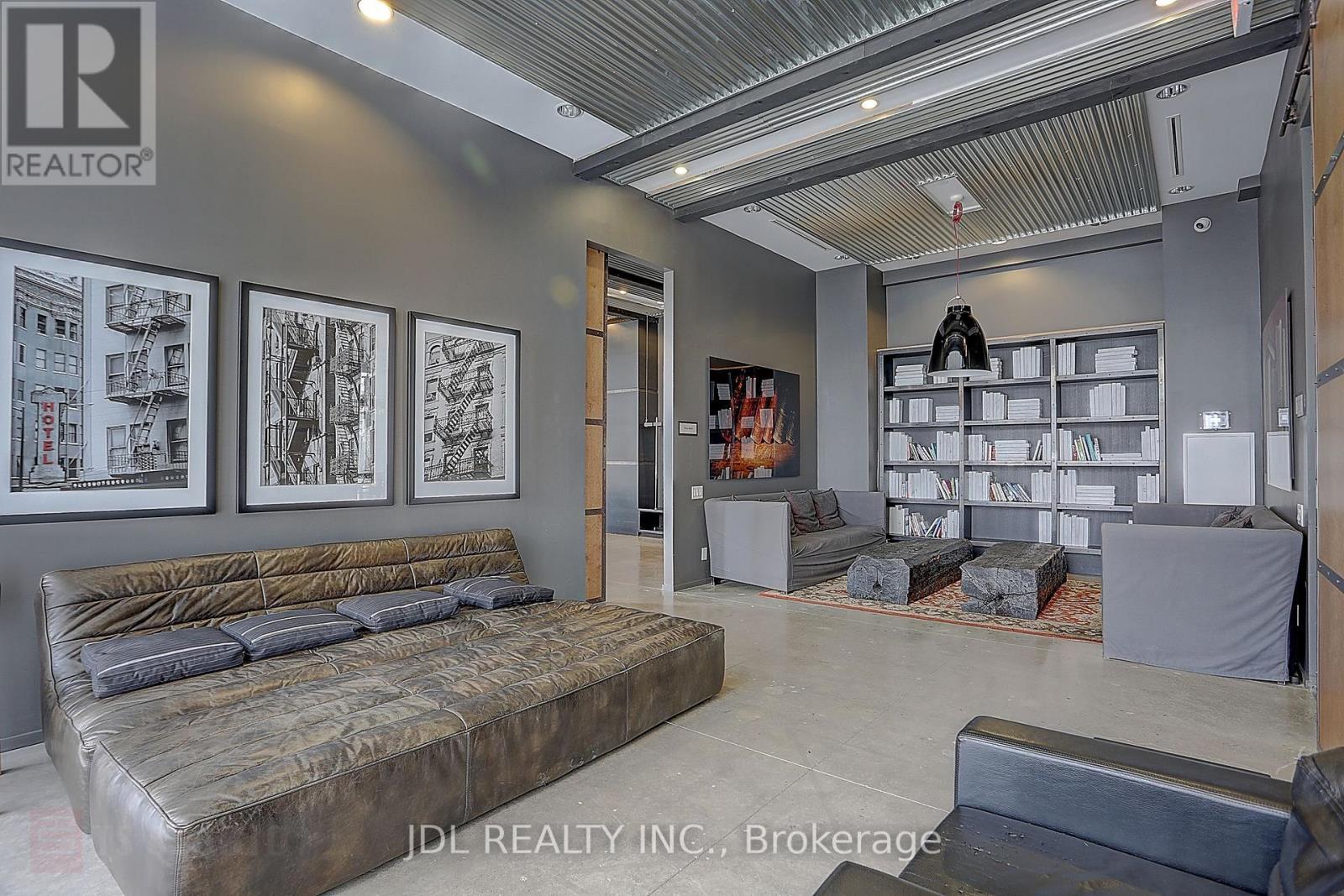 4502 - 5 St Joseph Street, Toronto, ON