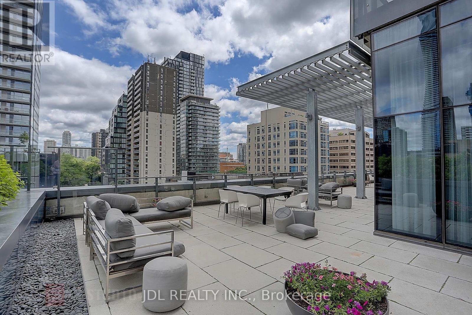 4502 - 5 St Joseph Street, Toronto, ON