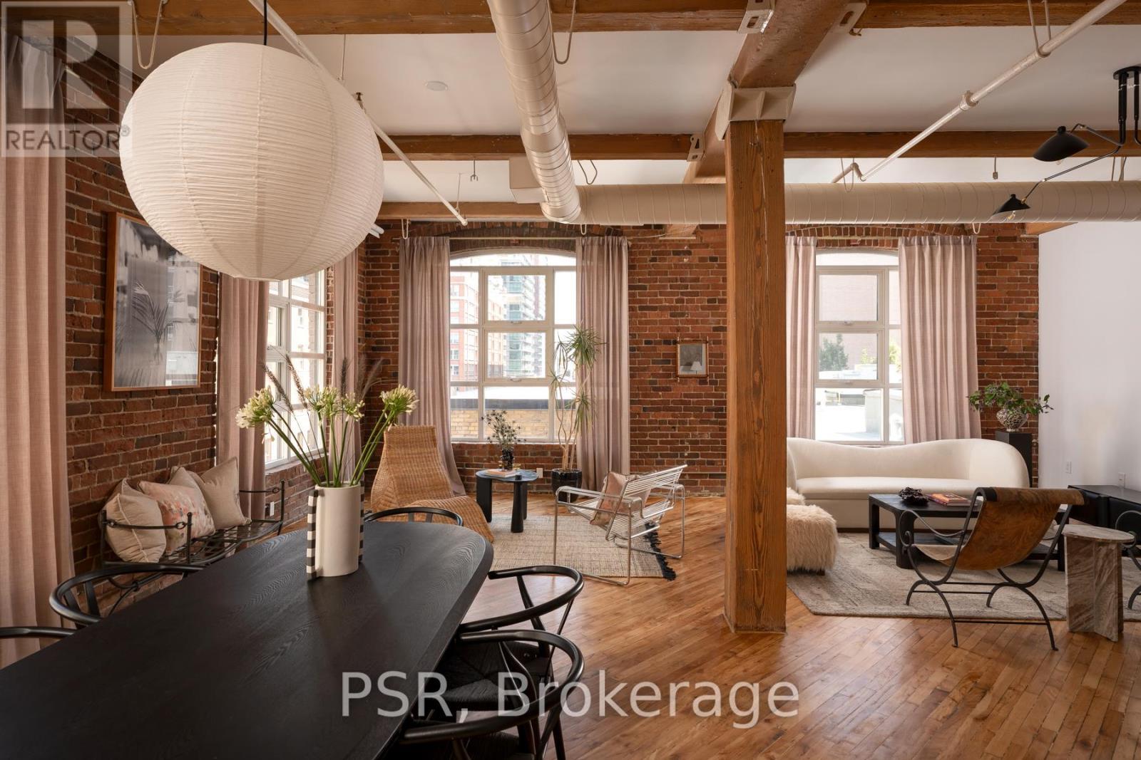 407 - 90 Sherbourne Street, Toronto, ON