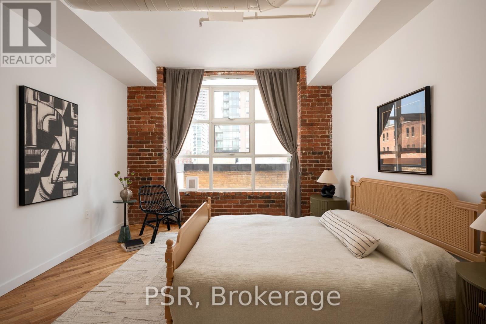 407 - 90 Sherbourne Street, Toronto, ON