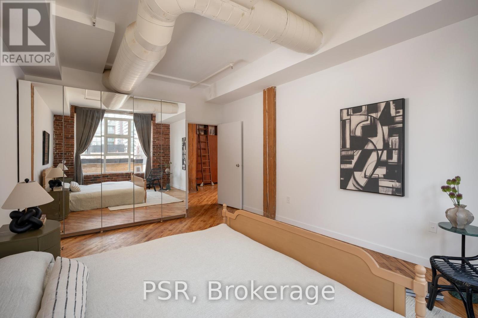 407 - 90 Sherbourne Street, Toronto, ON