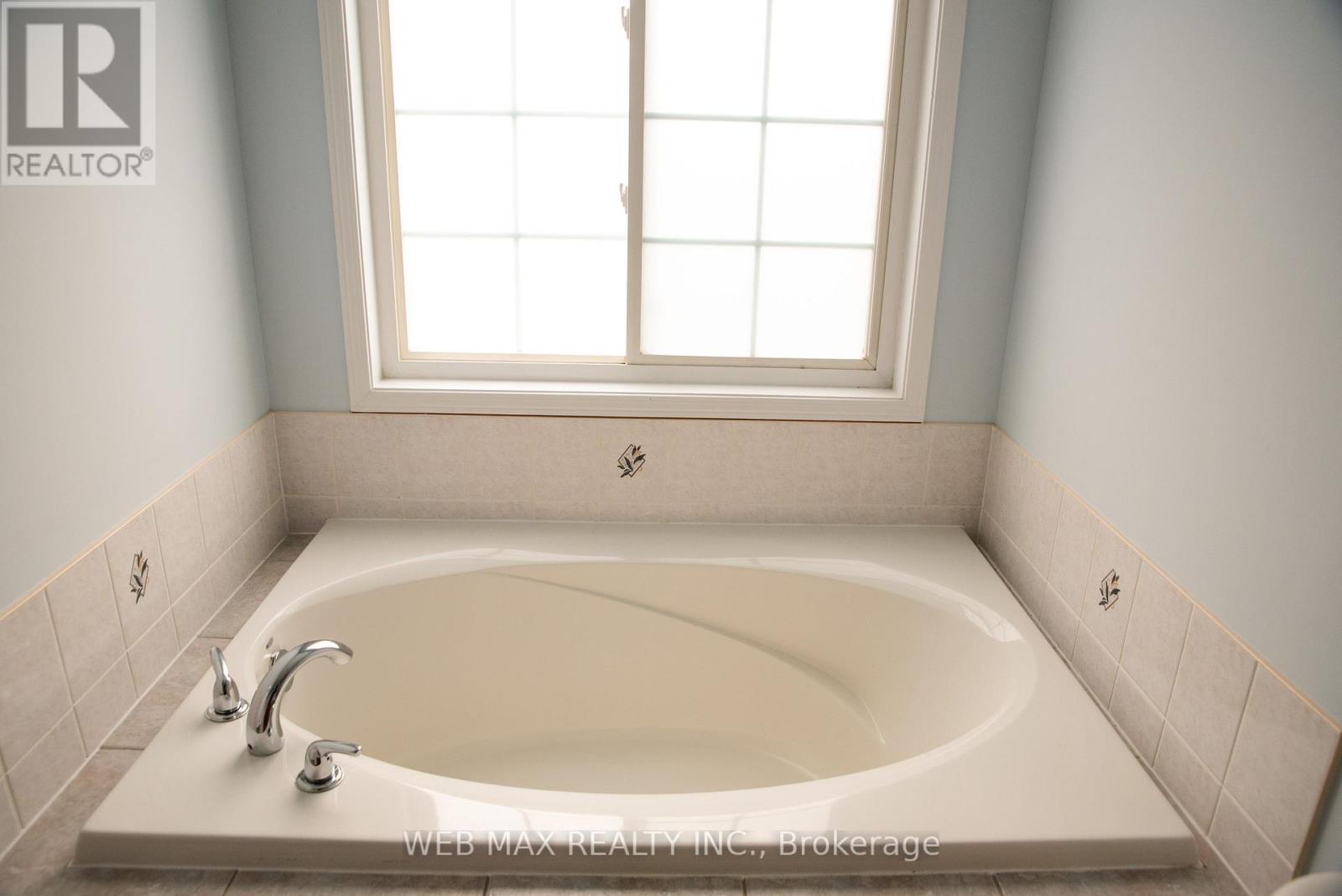 53 Ventura Lane, Ajax, ON