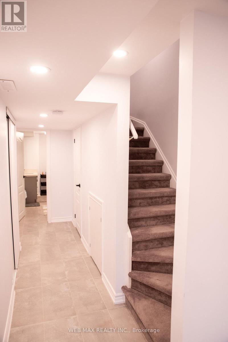 53 Ventura Lane, Ajax, ON