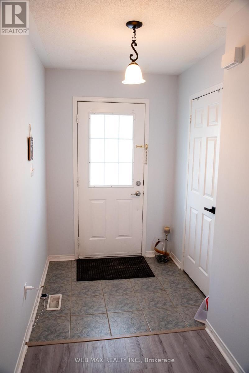 53 Ventura Lane, Ajax, ON