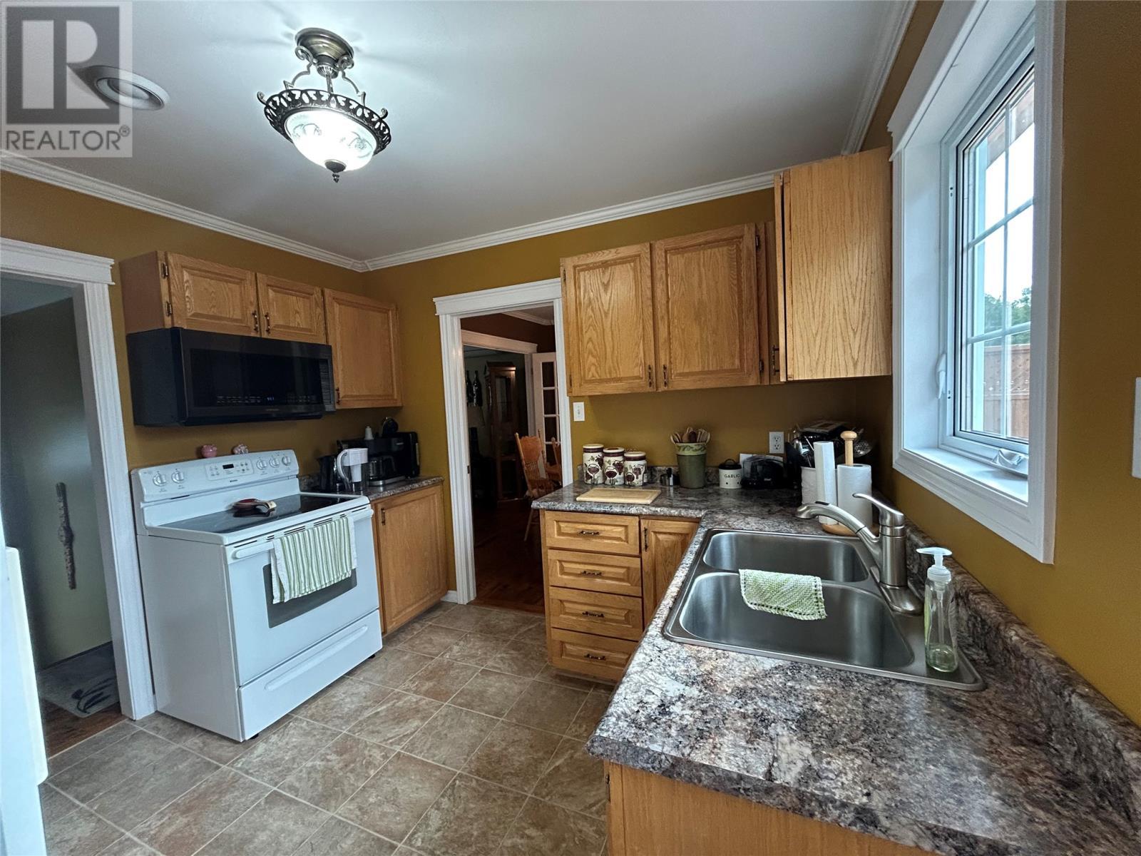 30 Snow Crescent, Grand Falls- Windsor, NL