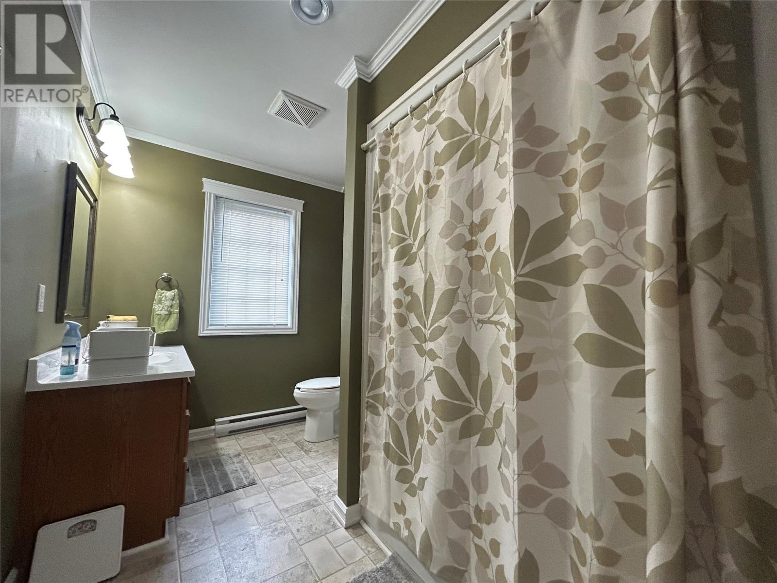 30 Snow Crescent, Grand Falls- Windsor, NL