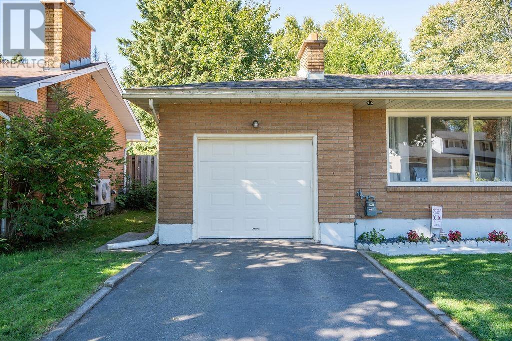 100 Parkdale Dr, Sault Ste. Marie, ON
