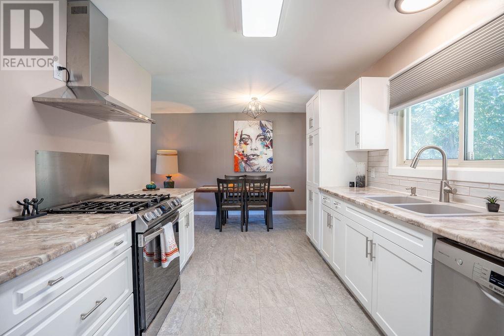 100 Parkdale Dr, Sault Ste. Marie, ON