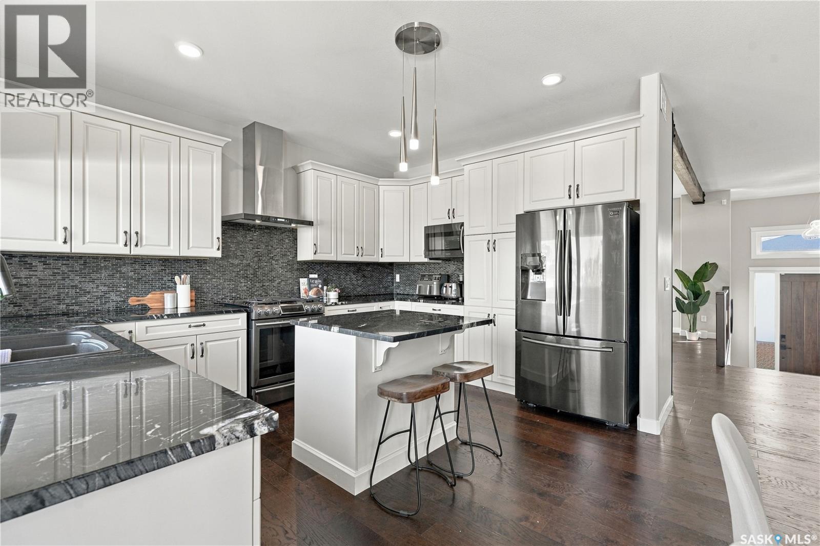 225 Cowan Crescent, Martensville, SK
