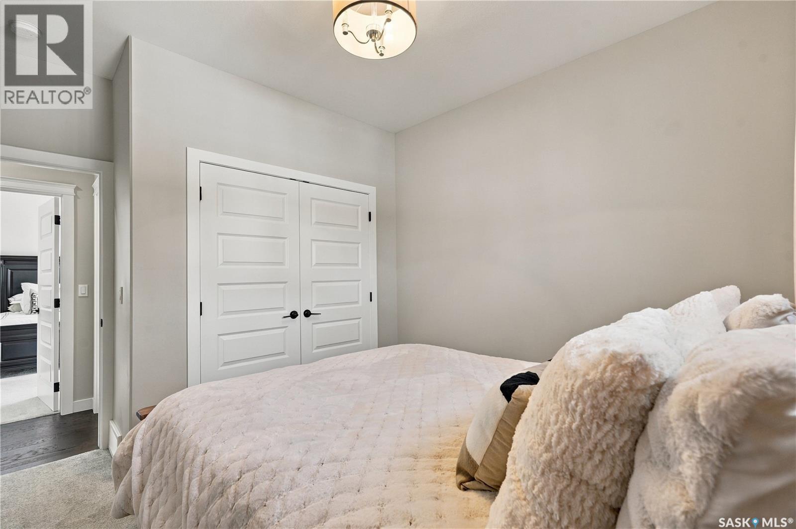 225 Cowan Crescent, Martensville, SK