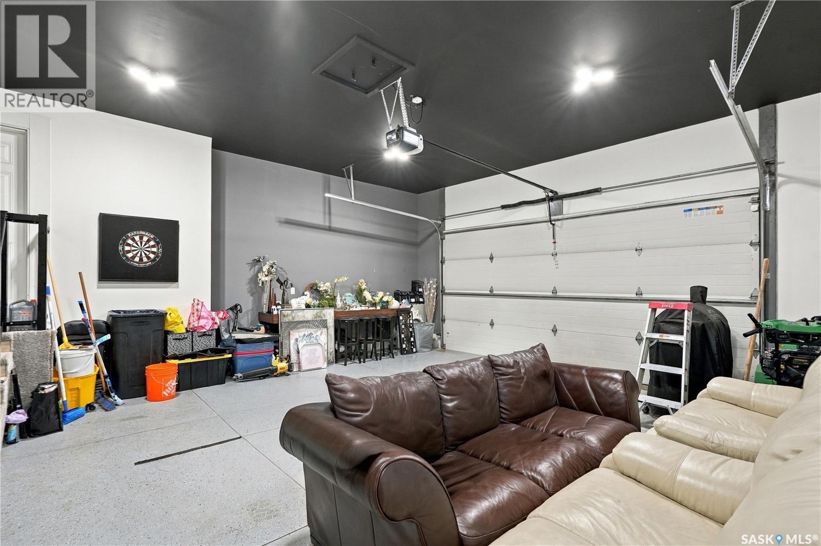225 Cowan Crescent, Martensville, SK