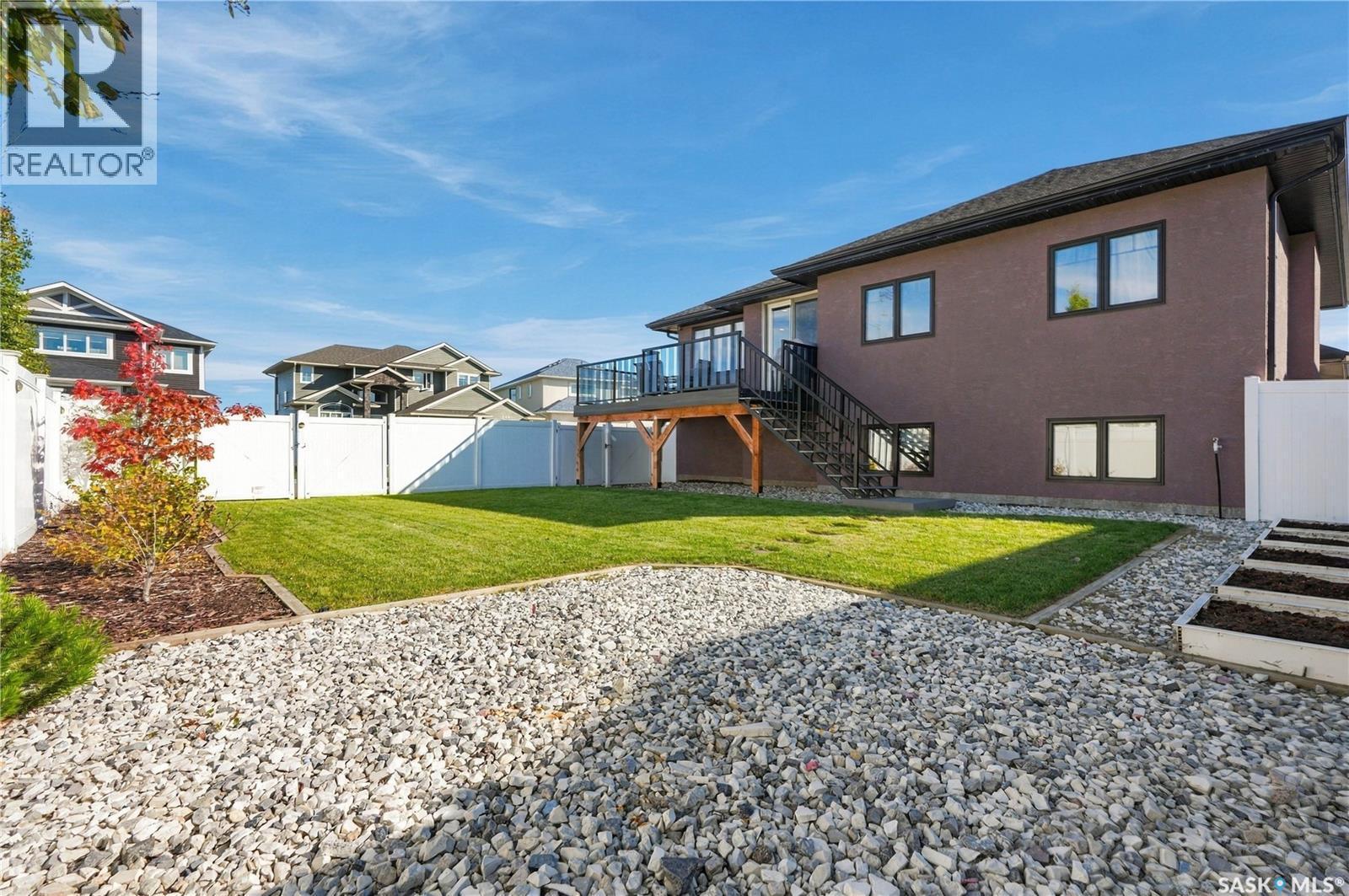 225 Cowan Crescent, Martensville, SK