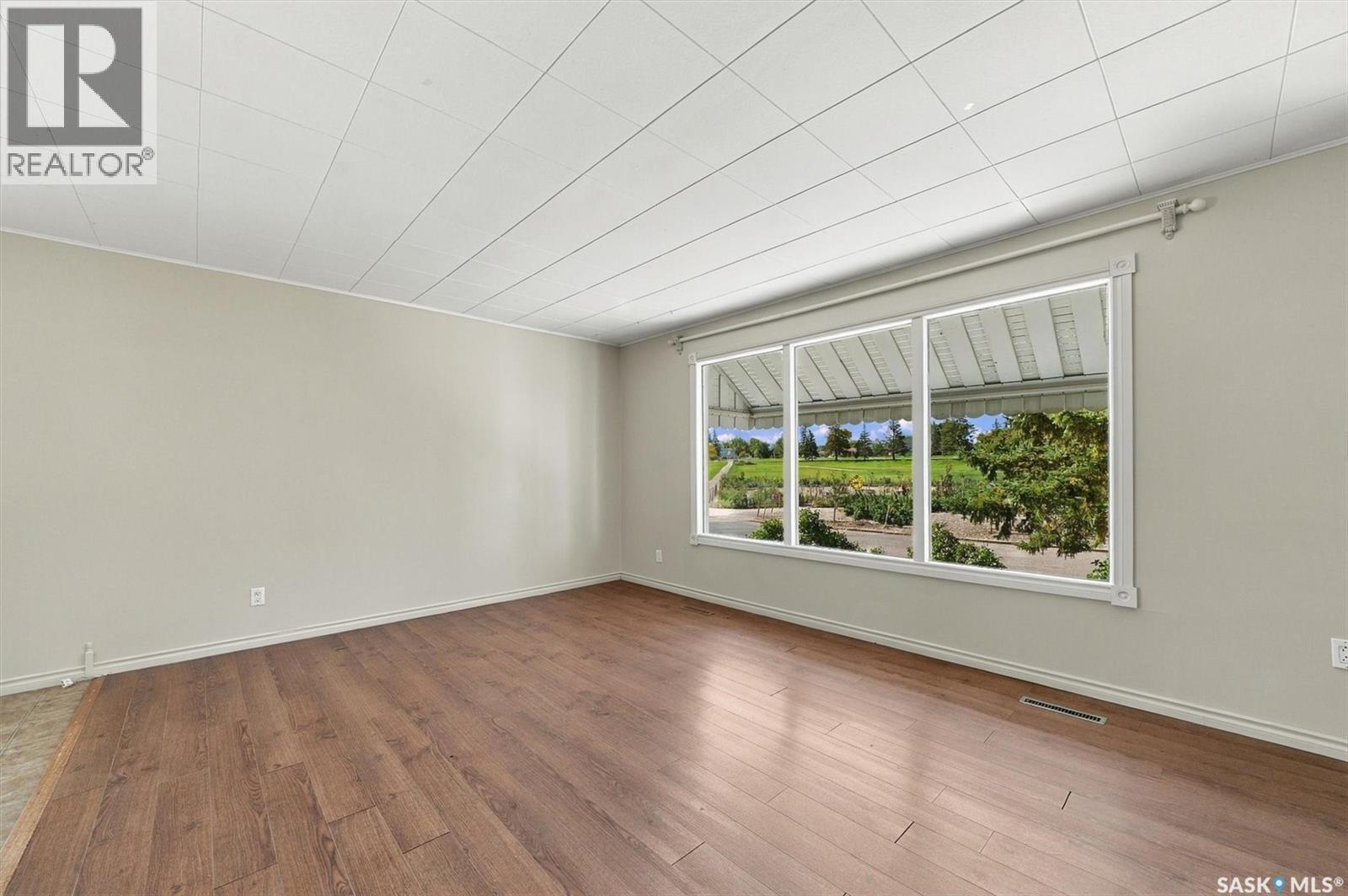 302 Mcmillan Avenue, Saskatoon, SK