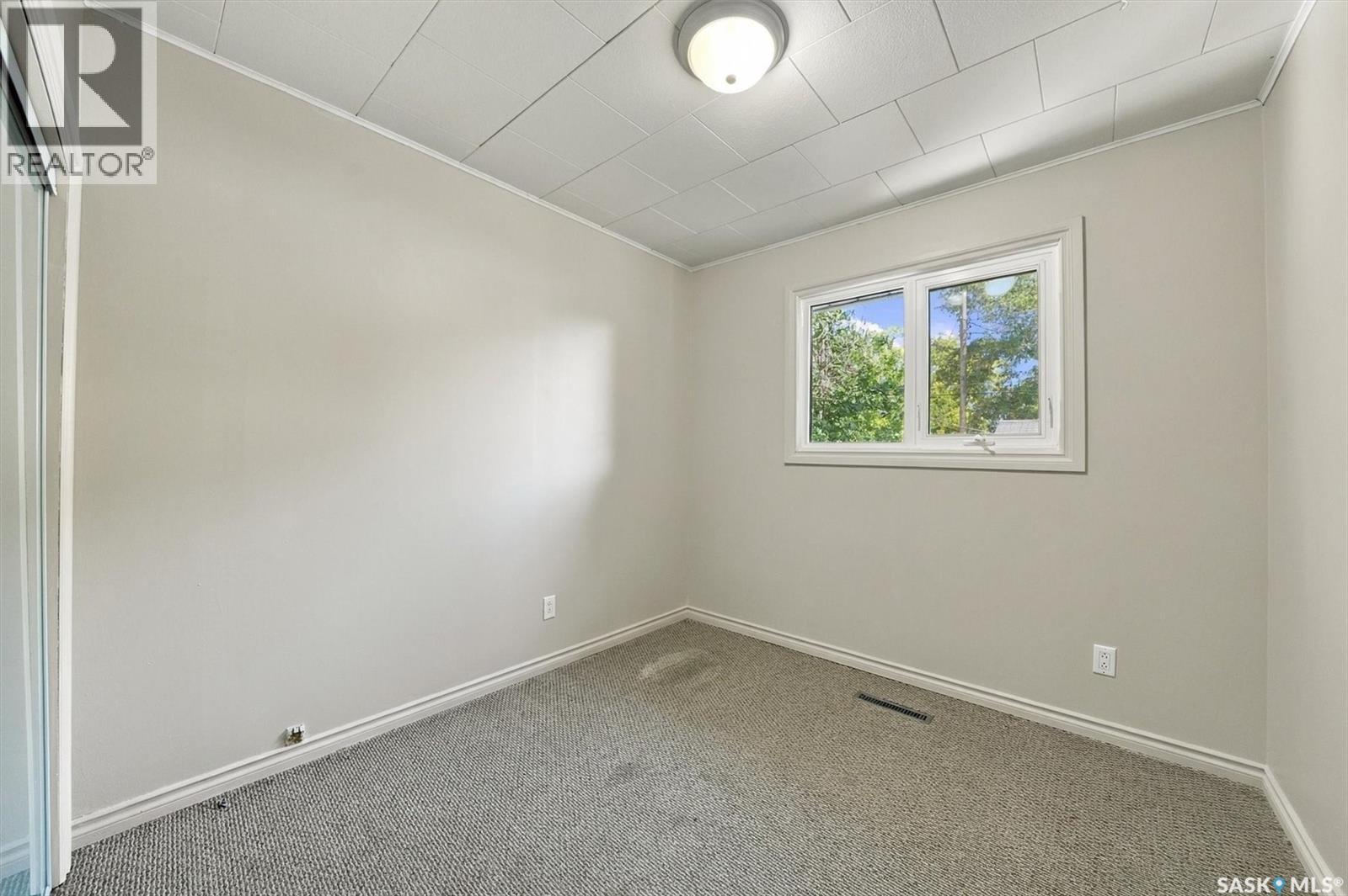 302 Mcmillan Avenue, Saskatoon, SK