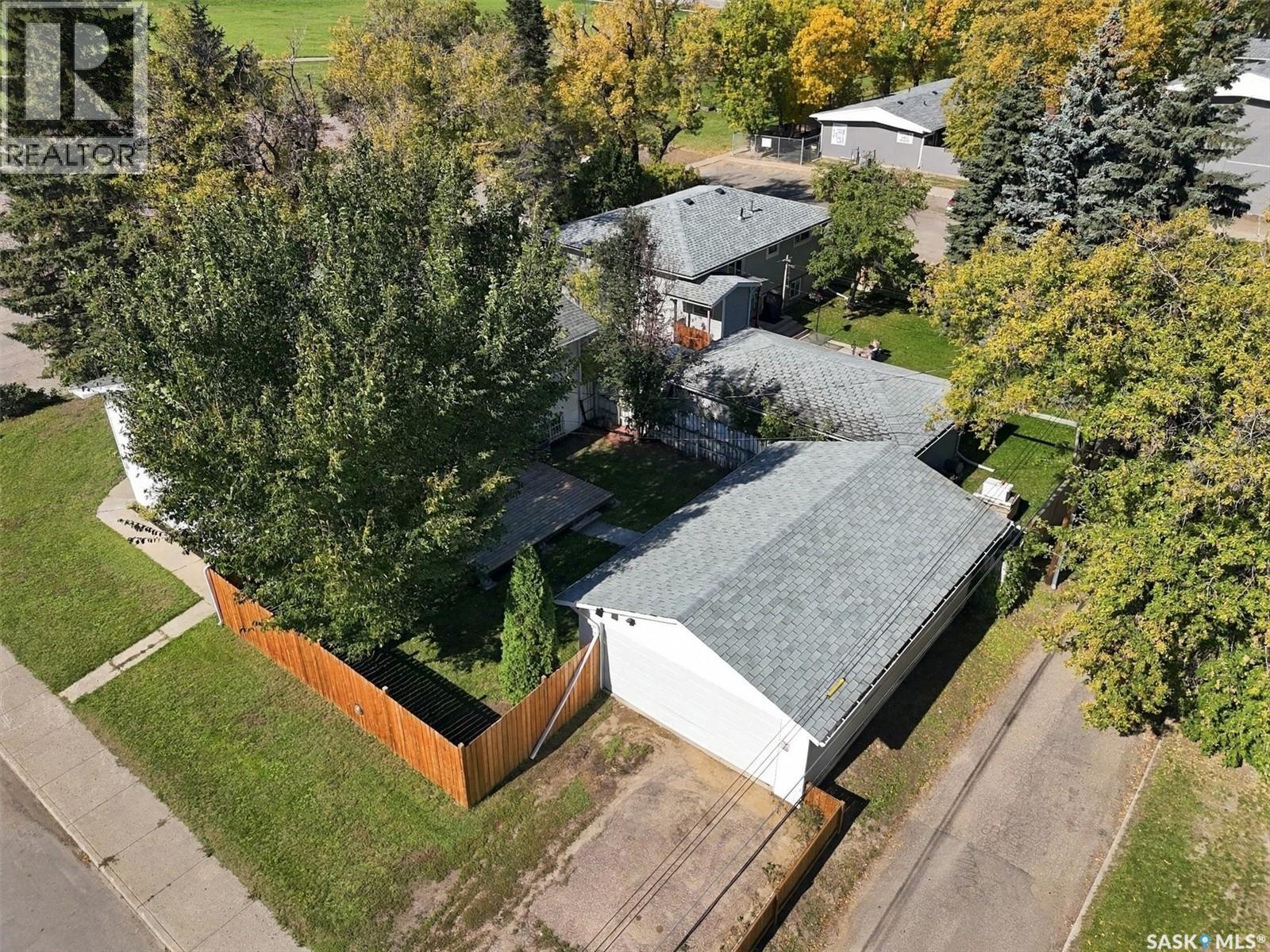 302 Mcmillan Avenue, Saskatoon, SK