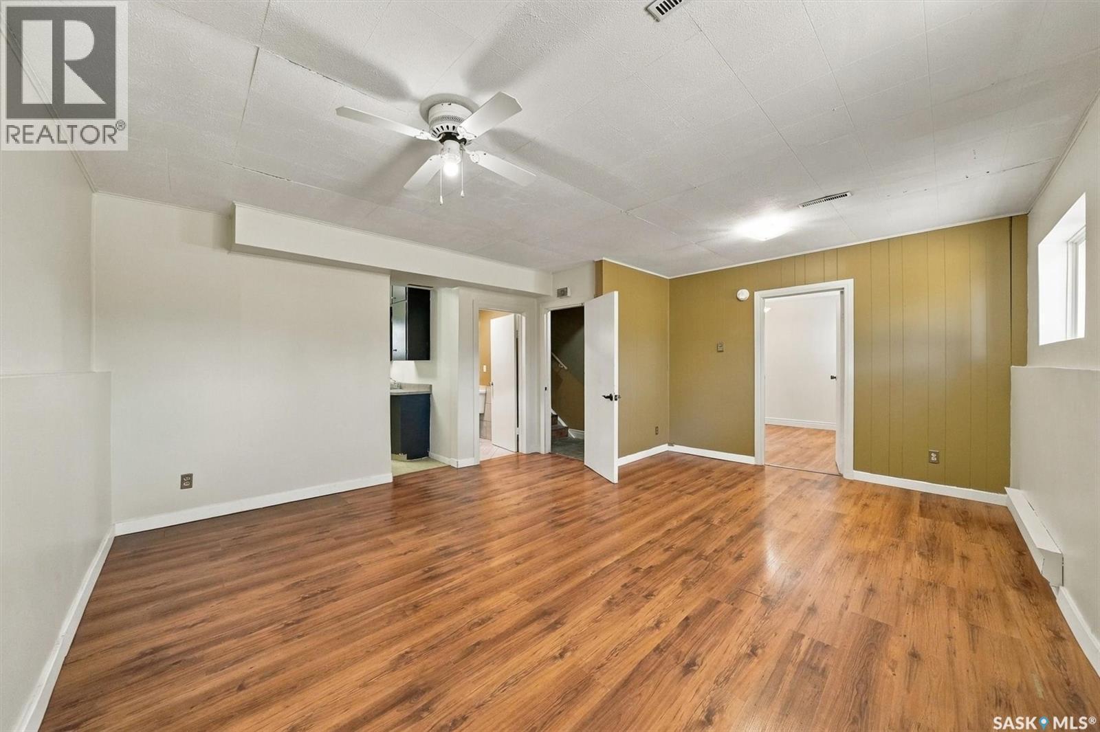 302 Mcmillan Avenue, Saskatoon, SK
