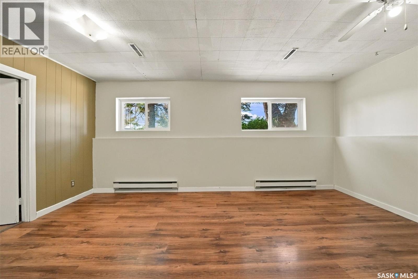 302 Mcmillan Avenue, Saskatoon, SK