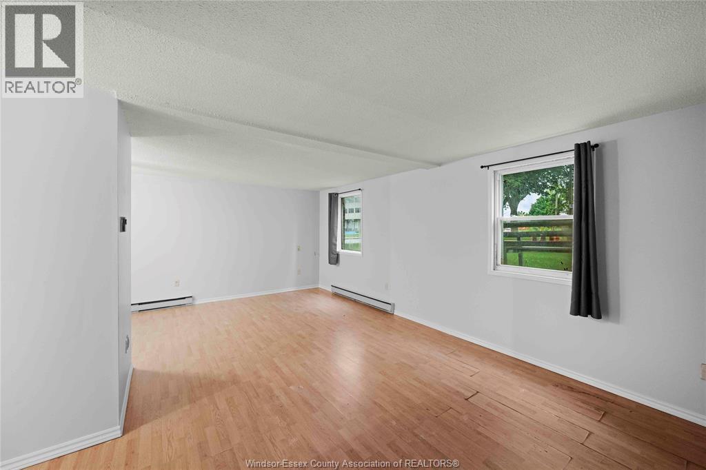 915 Lena, Windsor, ON