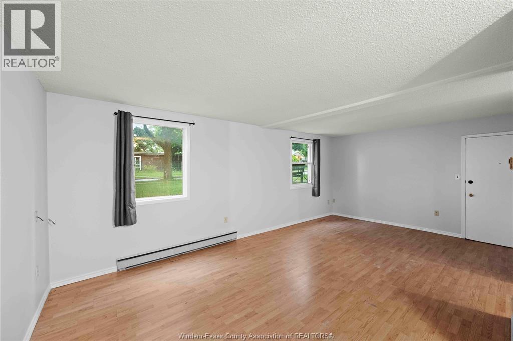 915 Lena, Windsor, ON