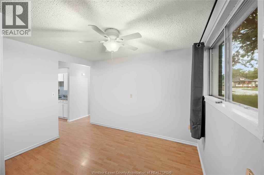 915 Lena, Windsor, ON