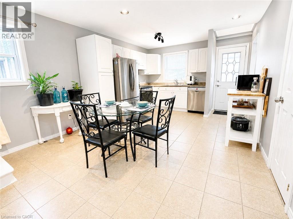 15 Esther Street, Brantford, ON