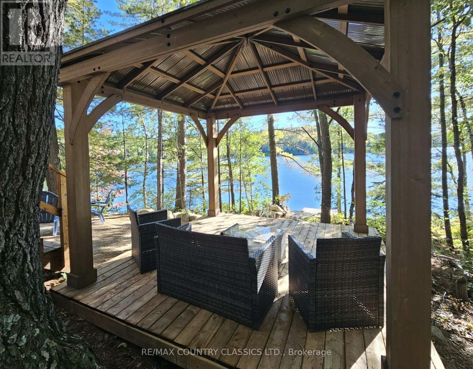 378 Spectacle Lake Road, Madawaska Valley, ON