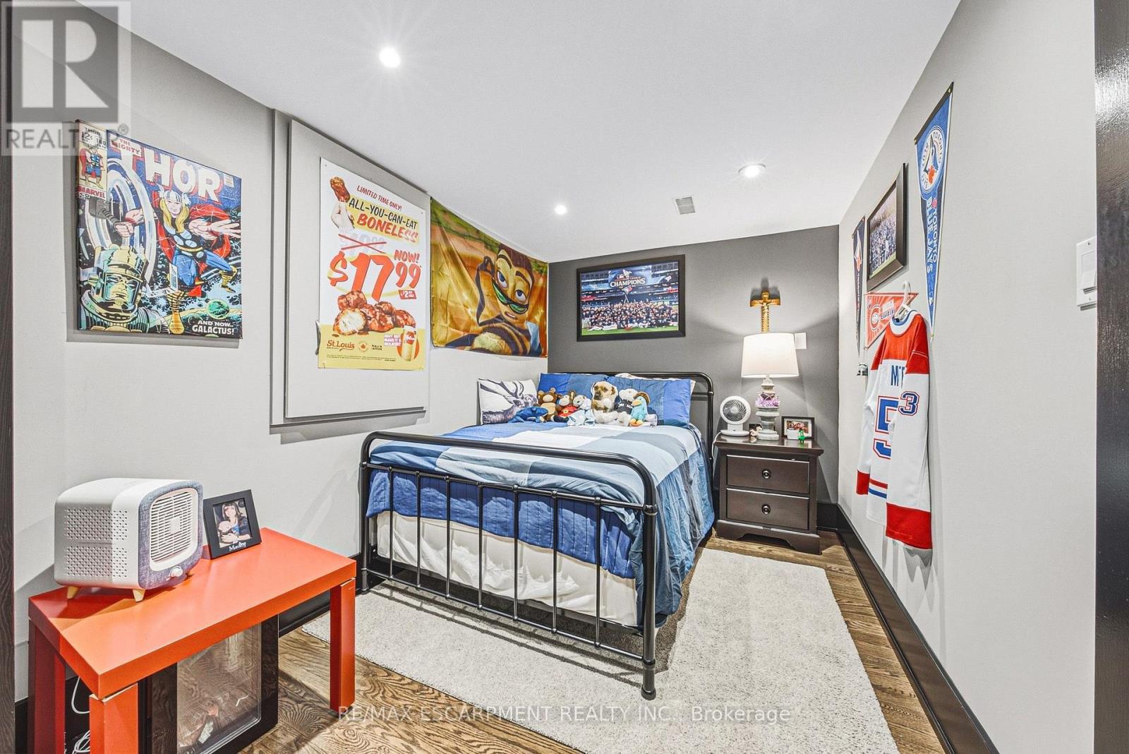 581 Holly Hill Crescent, Burlington, ON