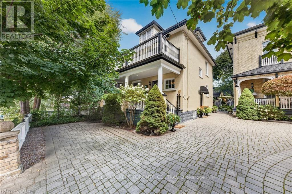 100 Brunswick Street, Stratford, ON