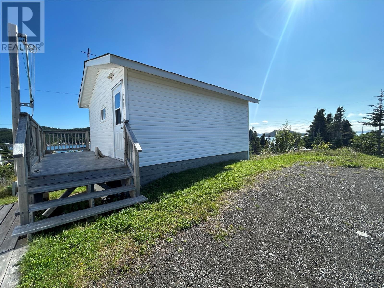 68 Main Street, Leading Tickles, NL