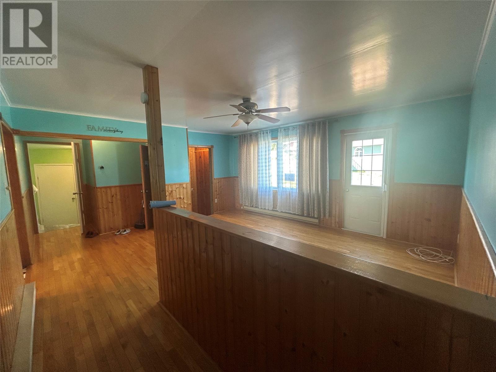 68 Main Street, Leading Tickles, NL