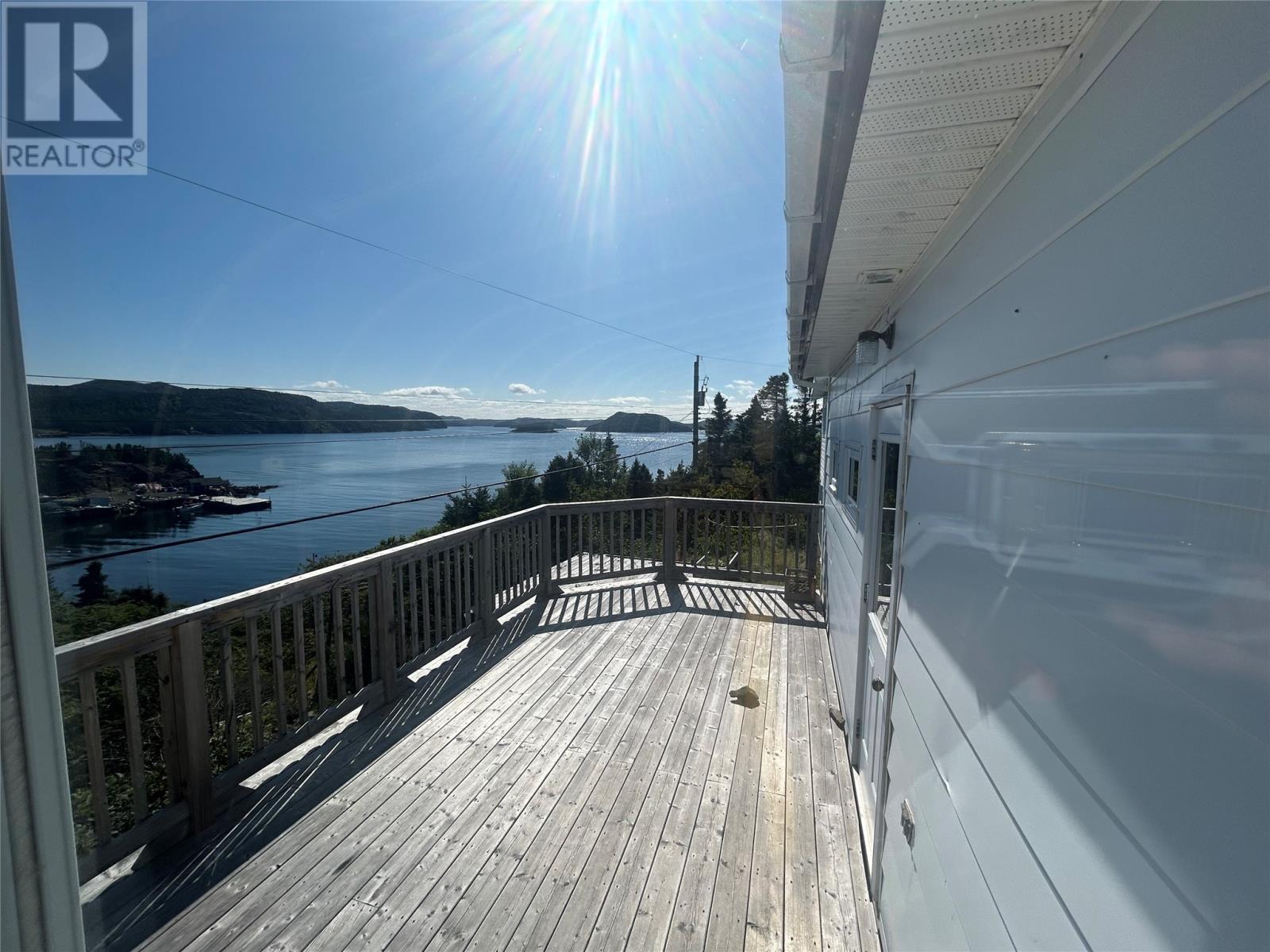 68 Main Street, Leading Tickles, NL