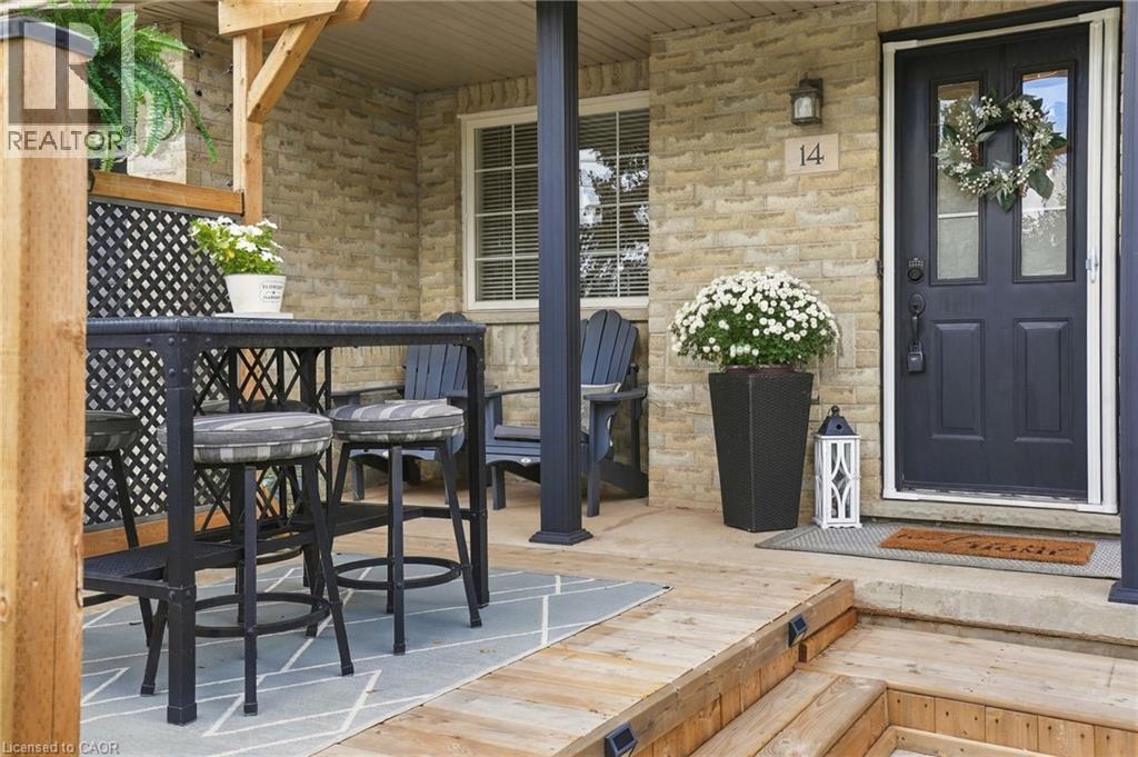 14 Kenyon Crescent, Grimsby, ON