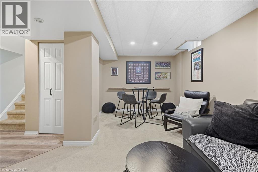 14 Kenyon Crescent, Grimsby, ON