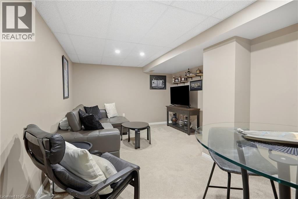 14 Kenyon Crescent, Grimsby, ON