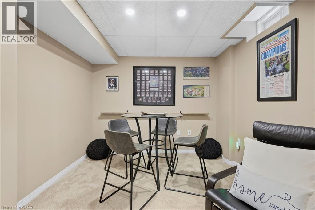 14 Kenyon Crescent, Grimsby, ON