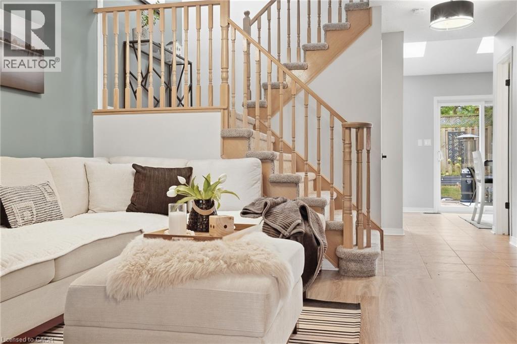 14 Kenyon Crescent, Grimsby, ON