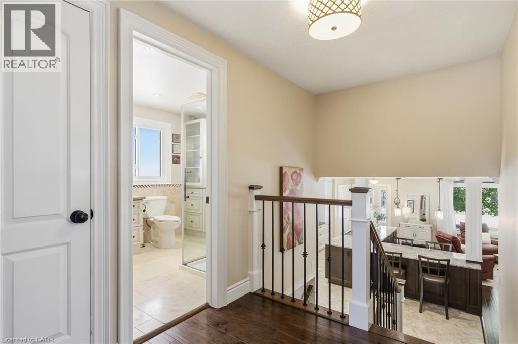 26 Alexander Avenue, Cambridge, ON